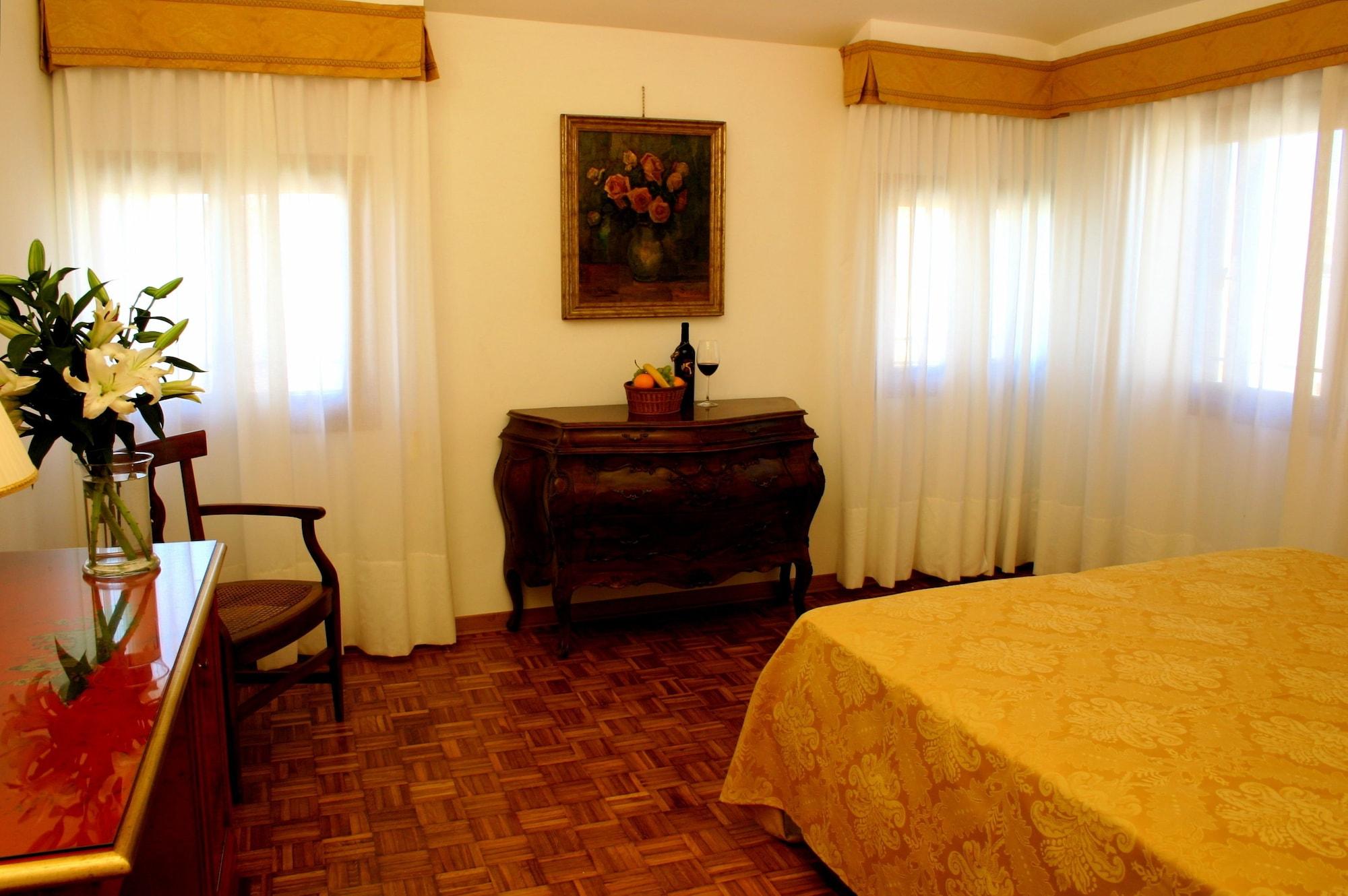 Hotel Palazzo Cendon Piano Antico Venecia